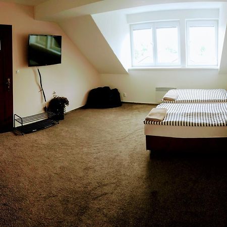 Apartmany - Na Stare Radnici - カルロヴィ・ヴァリ エクステリア 写真