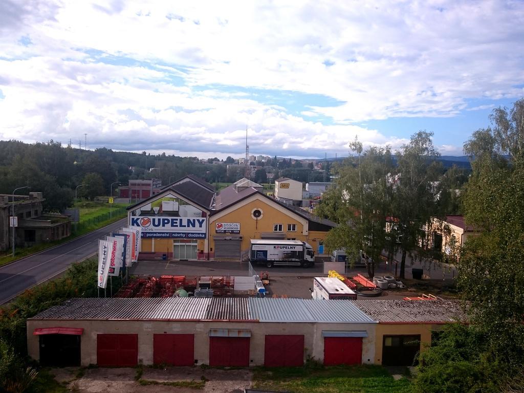Apartmany - Na Stare Radnici - カルロヴィ・ヴァリ エクステリア 写真