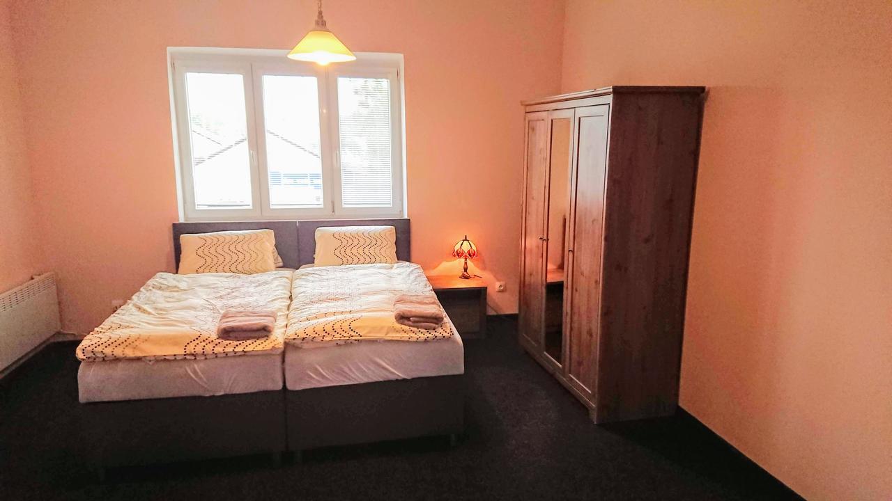 Apartmany - Na Stare Radnici - カルロヴィ・ヴァリ エクステリア 写真