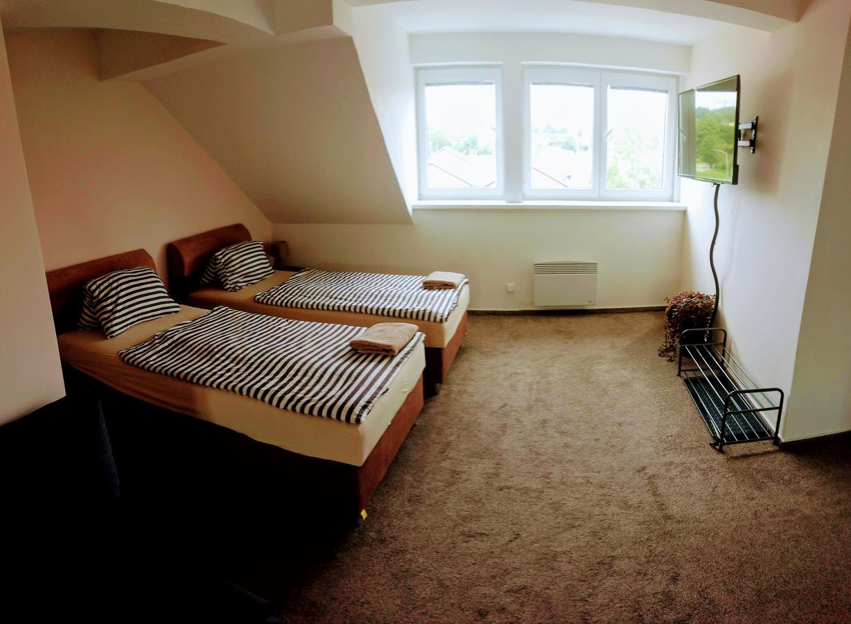Apartmany - Na Stare Radnici - カルロヴィ・ヴァリ エクステリア 写真